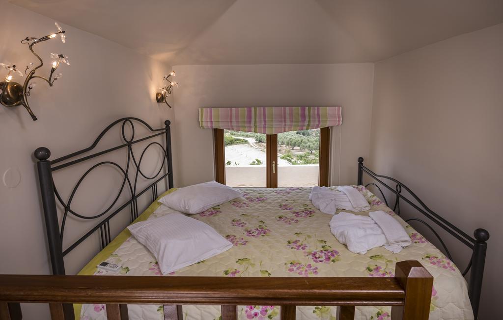 Athina Luxury Villas Xamoudhokhorion  Ngoại thất bức ảnh